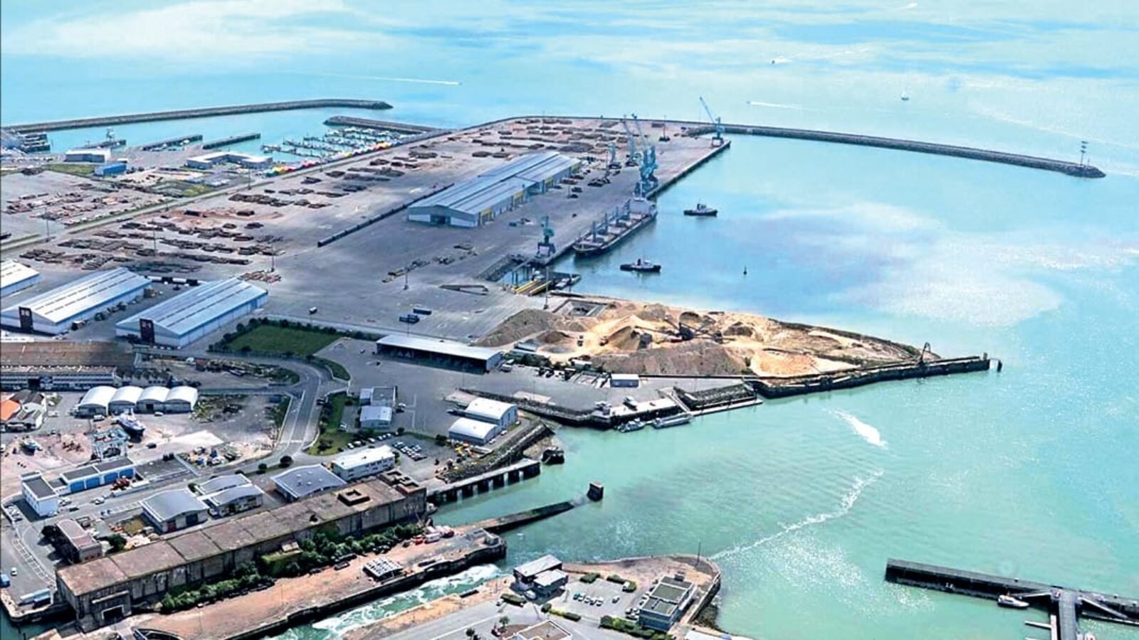 Nador West Med and Tanger Med 3 : Morocco accelerates